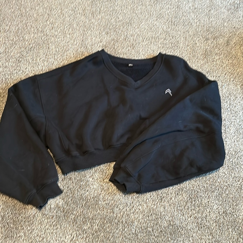 Oner Active - Oversized Cropped V Neck Sweatshirt